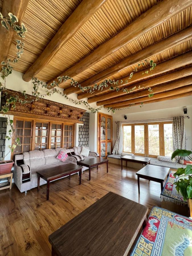 Heschuk Guest House レー エクステリア 写真